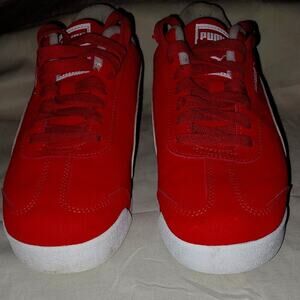 Childs Puma Roma Red sneakers Size 6.5